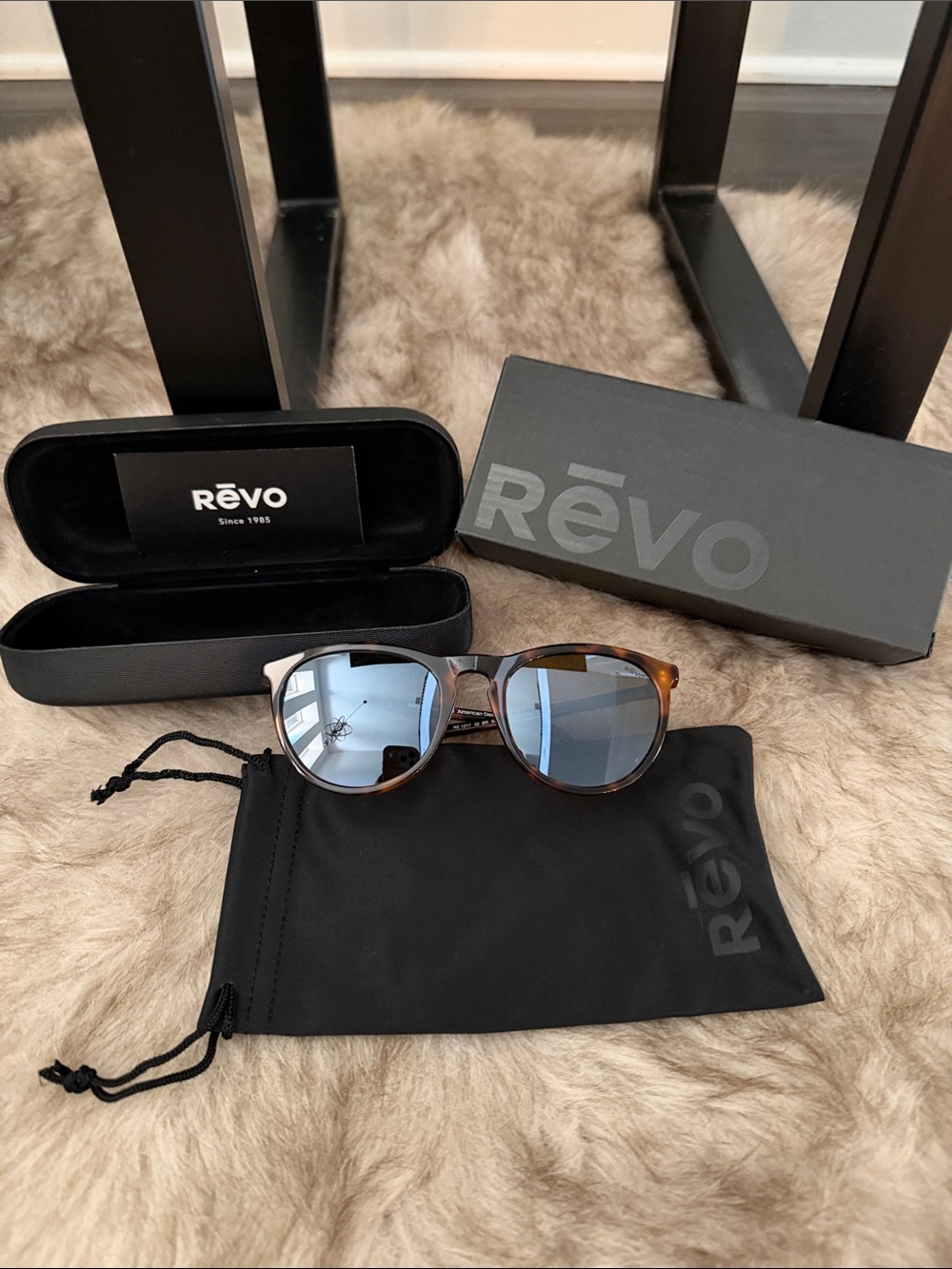 New!!!! Revo Women's Tortoiseshell Frame Sunglasses w/case and original box.